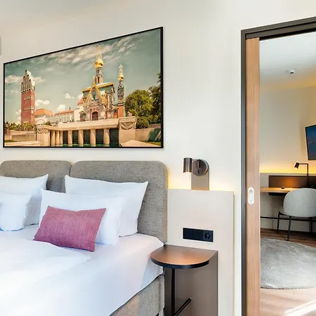 Welcome Center Hotel