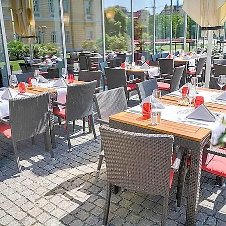 Welcome Center 4* Darmstadt