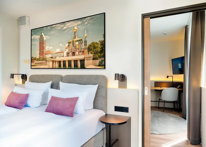 Welcome Center Hotel