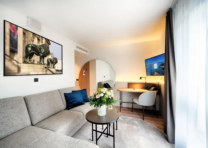 Hotel Welcome Center