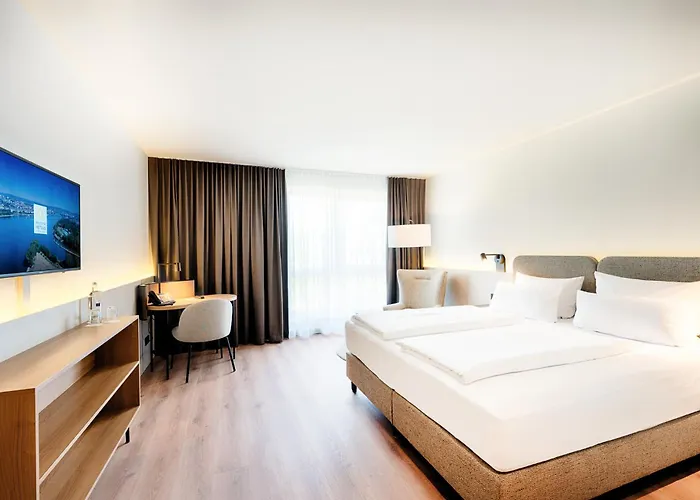 Welcome Center Hotel 4*