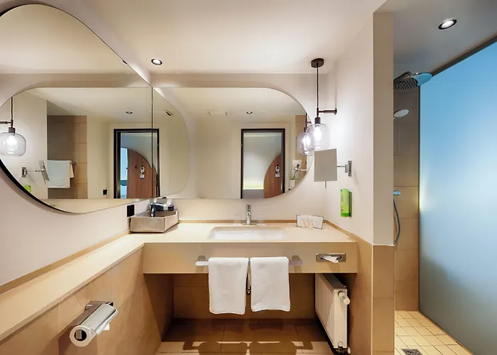 Welcome Center Hotel