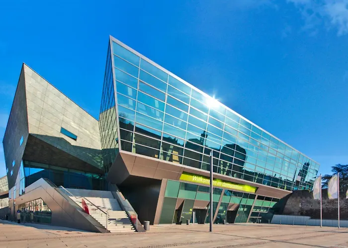 Welcome Center Hotel